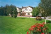 Read more about the article Redwood Bed And Breakfast & Apartments – Bed and Breakfast in Killarney