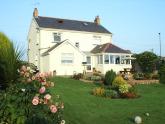 Read more about the article Green Grove Farm House B&B – Bed and Breakfast in Narberth