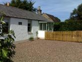 Read more about the article Sunnyside Holiday Cottage – Holiday Cottage in Lilliesleaf