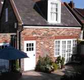 Read more about the article The Old Stable, Latimer House – Holiday Cottage in Eastbourne