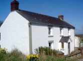 Read more about the article The Farmhouse – Holiday Cottage in Moylegrove