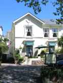Read more about the article Daylesford Hotel – Hotel in Torquay